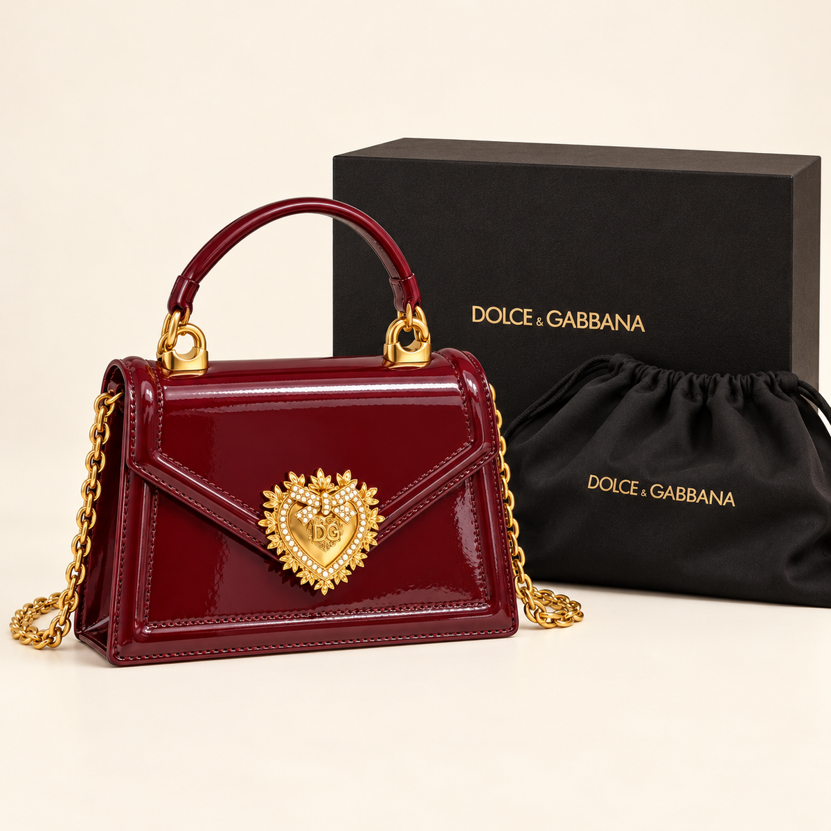 Dolce & Gabbana Sac verni à cœur — Bordeaux avec boîte et housse