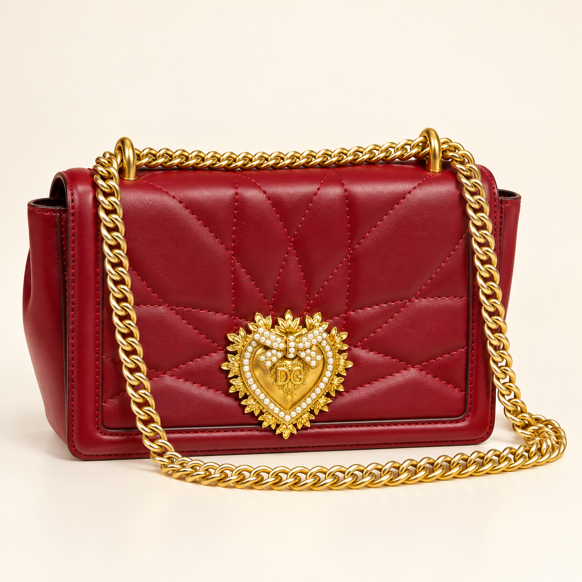 Dolce & Gabbana Sac chaîne matelassé à cœur — Bordeaux vue du produit