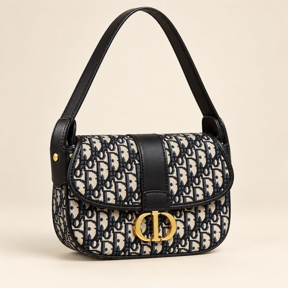 Dior Sac selle à boucle CD — Monogramme noir et blanc vue du produit