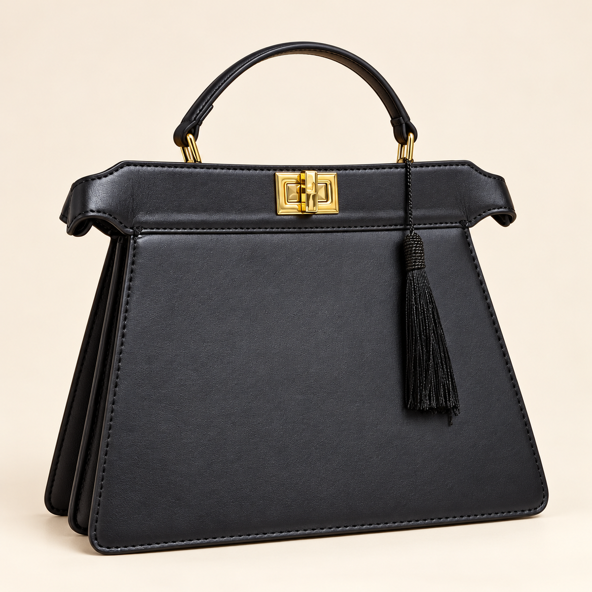Fendi Sac trapèze à pompon — Noir vue du produit