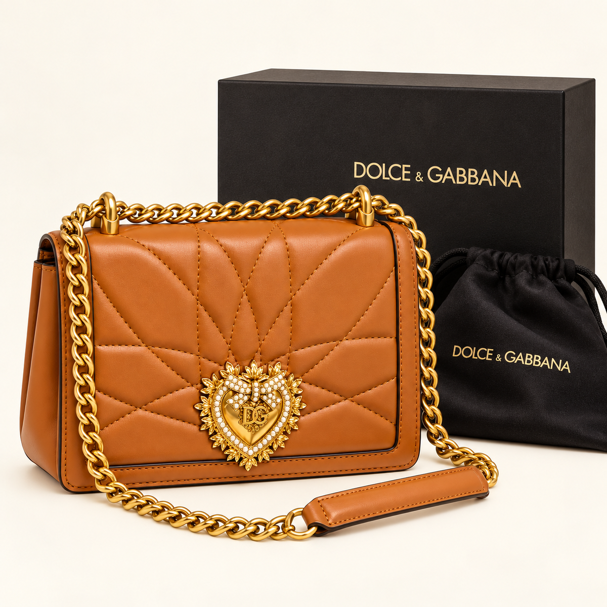 Dolce & Gabbana Sac chaîne matelassé à cœur — Caramel avec boîte et housse