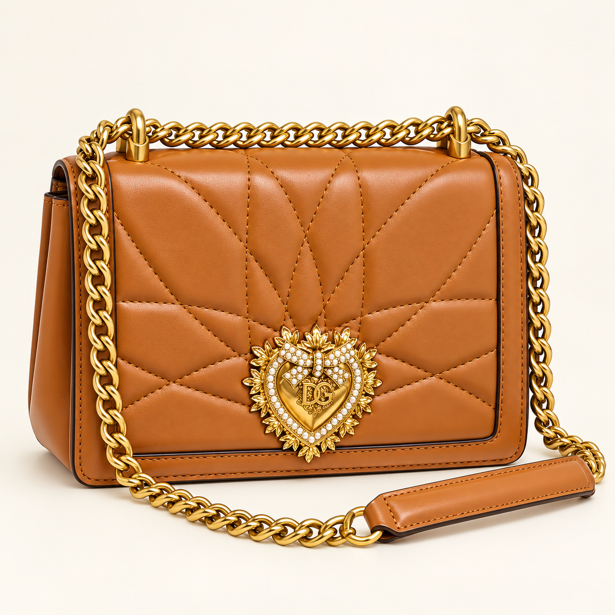 Dolce & Gabbana Sac chaîne matelassé à cœur — Caramel vue du produit