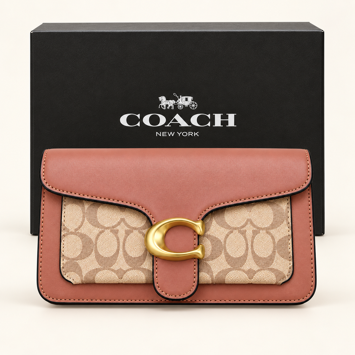 Sac rabat à boucle C — Rose — présentation avec emballage, image générée